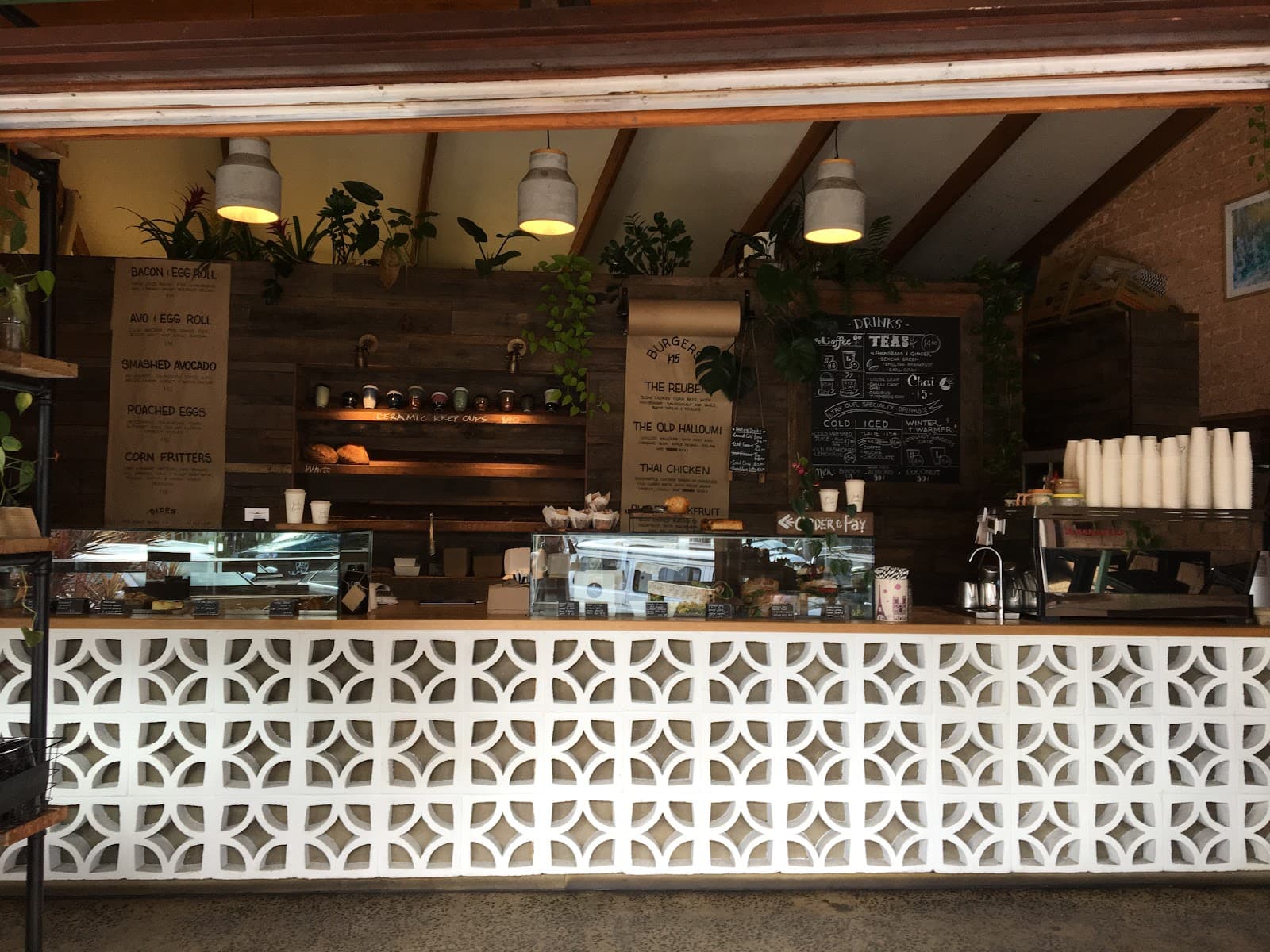 Leaf & Grain. — Suffolk Park, Byron Bay