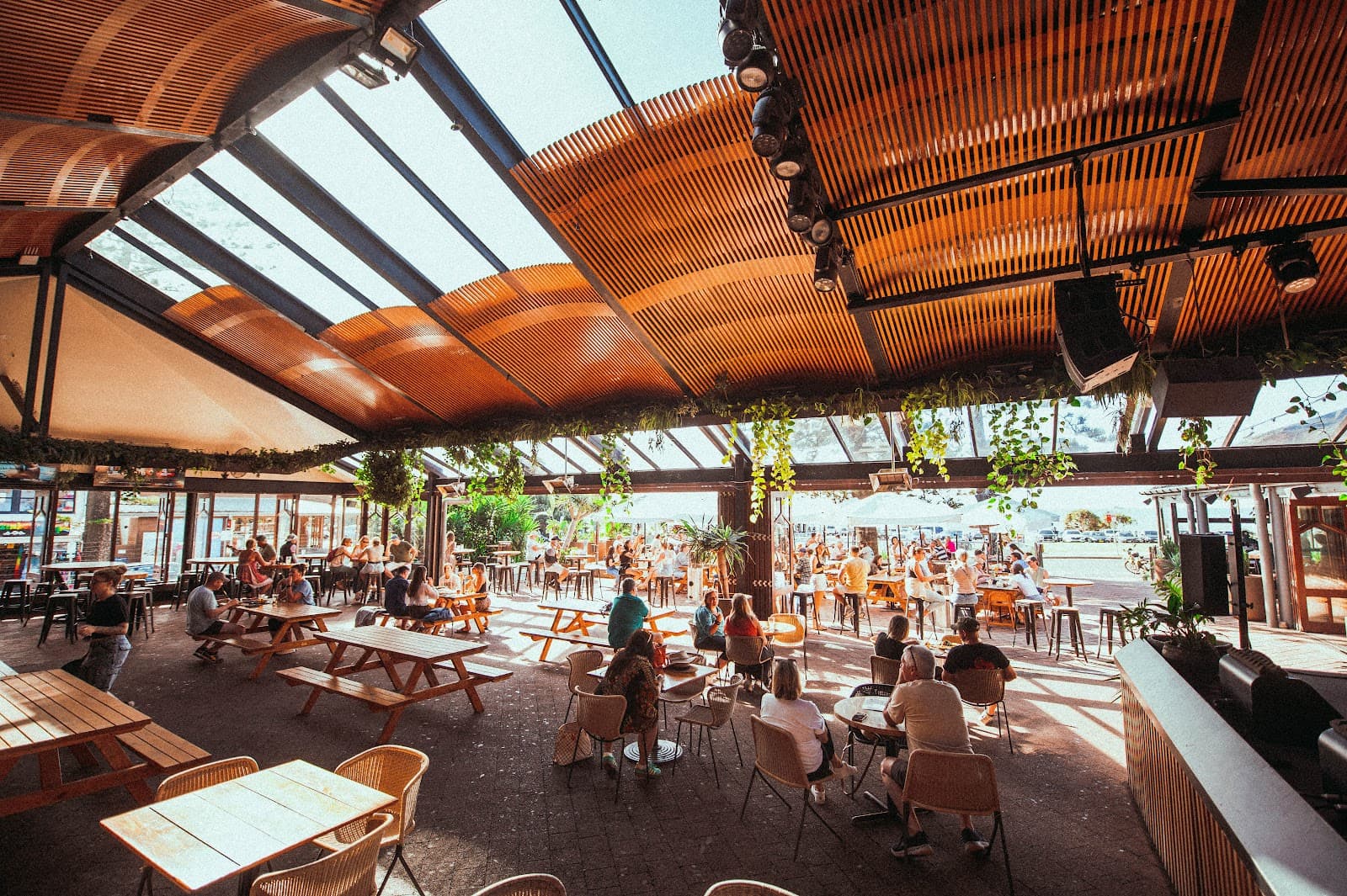 Beach Hotel, Byron Bay — Ocean Shores, Byron Bay