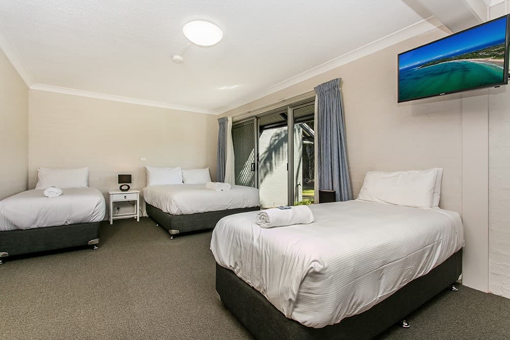 The Park Hotel Motel — Suffolk Park, Byron Bay