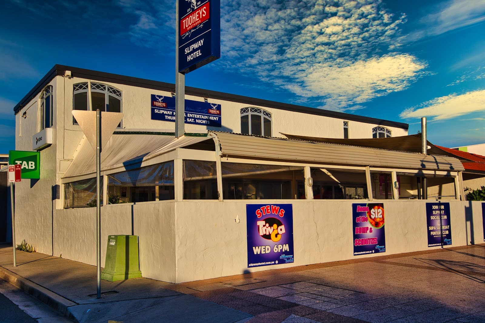 Slipway Hotel Restaurant — Ballina, Byron Bay