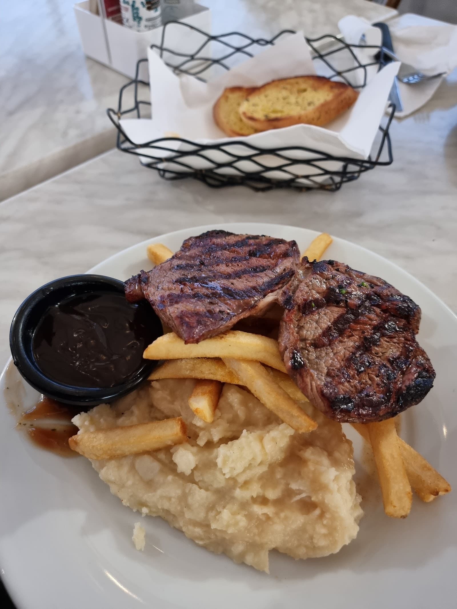 Slipway Hotel Restaurant — Ballina, Byron Bay