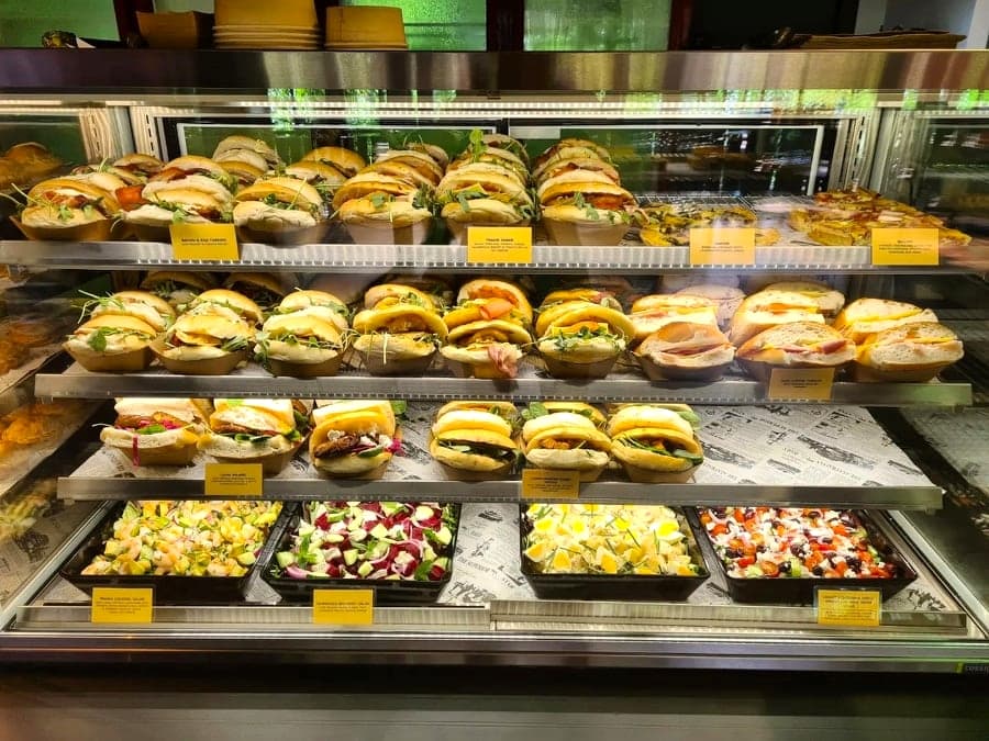 Billi Bakehouse — Ocean Shores, Byron Bay
