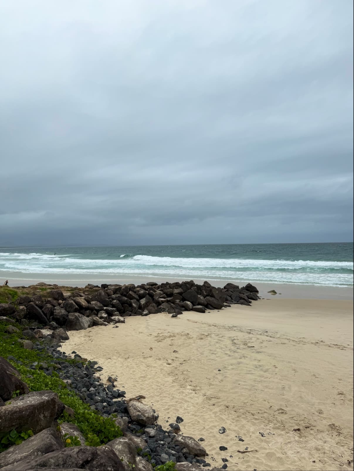 Byron Bay Beach Seawall — Ocean Shores, Byron Bay