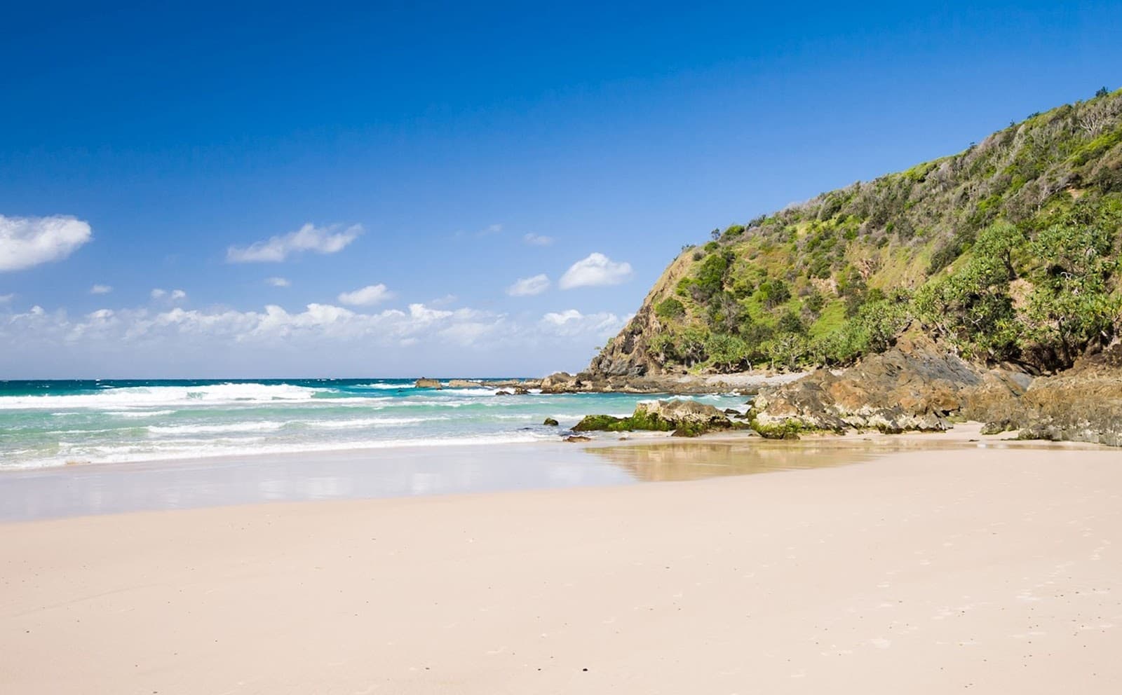 Brays Beach — Ocean Shores, Byron Bay