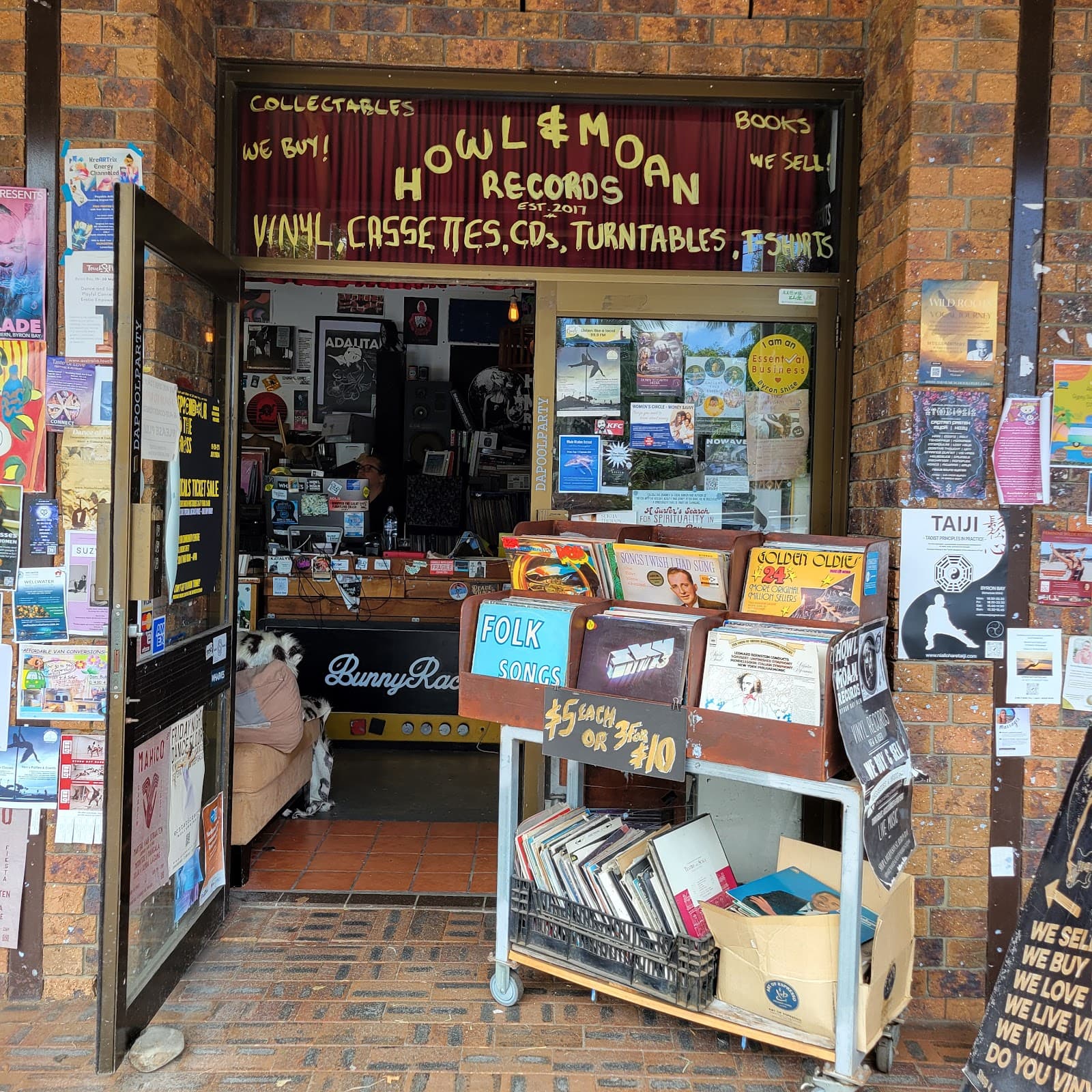 Howl & Moan Records — Bangalow, Byron Bay