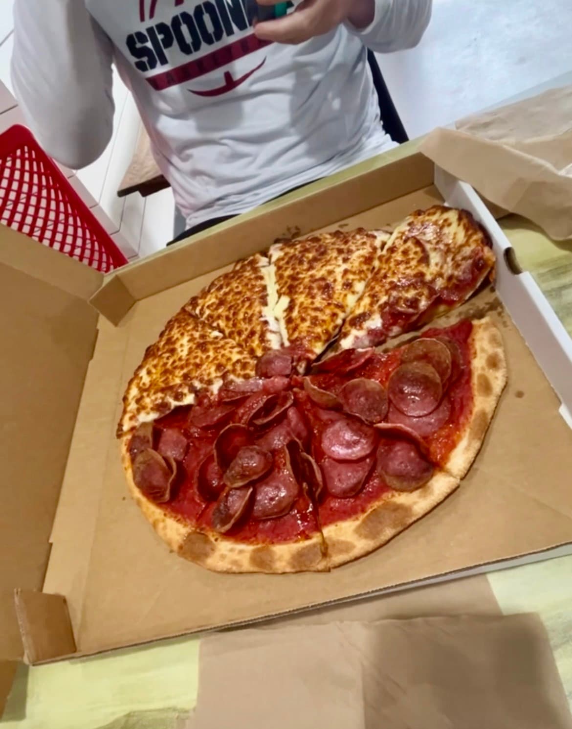 Porky's Pizza HQ Byron Bay — Ocean Shores, Byron Bay