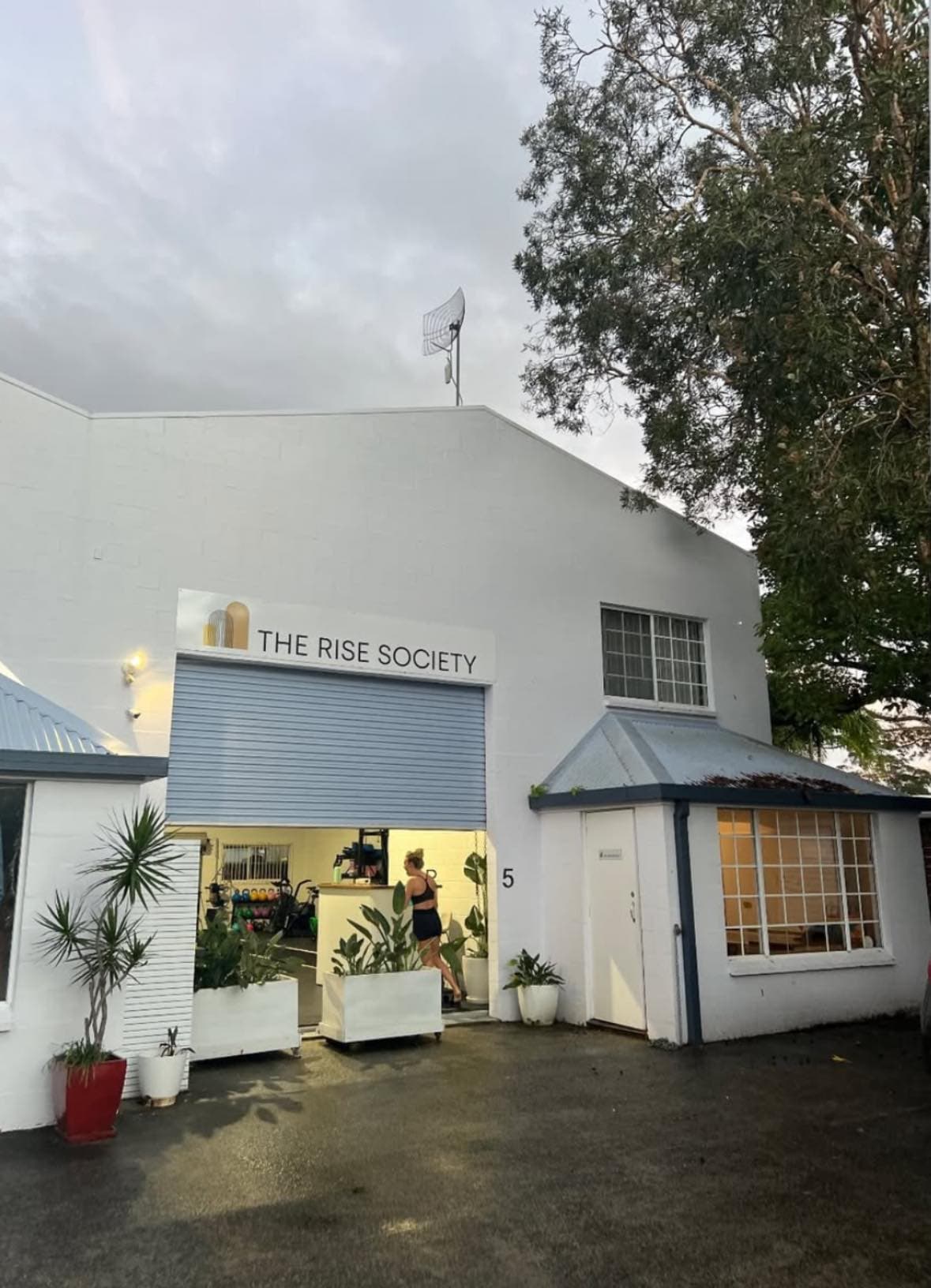 The Rise Society — Ocean Shores, Byron Bay